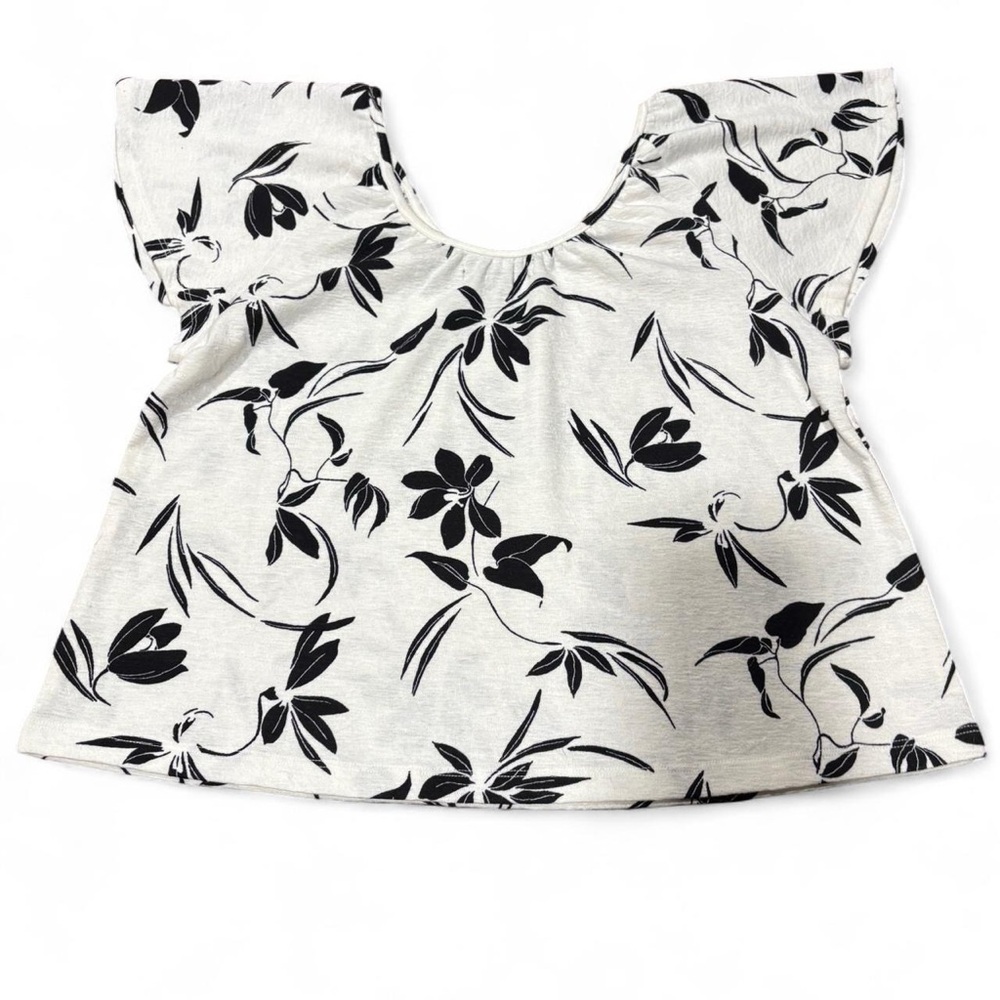Banana Republic white blouse with black floral pattern. Size XS . Like New. - Picture 2 of 5